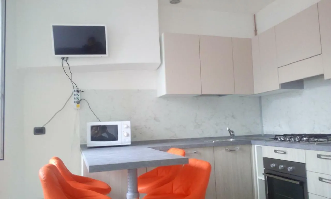 Casa Valli ليتْسّينو إيطاليا